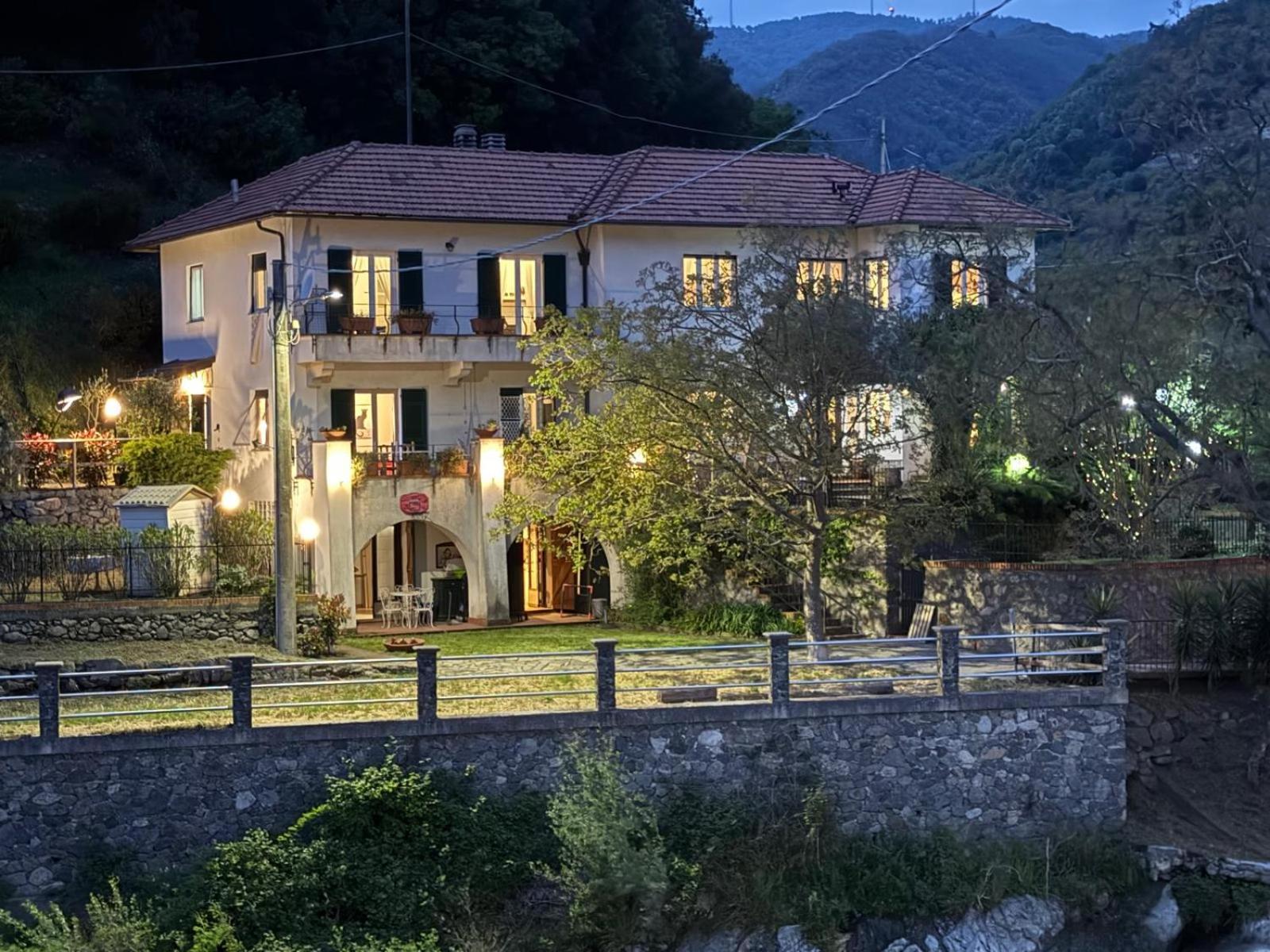 Appartamento In Villa A 5 Km Dal Mare Albisola Superiore Zewnętrze zdjęcie