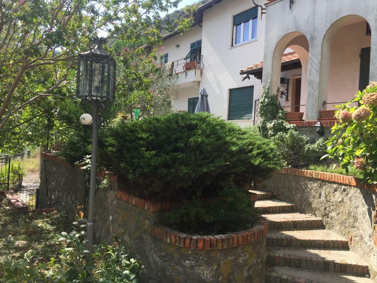 Appartamento In Villa A 5 Km Dal Mare Albisola Superiore Zewnętrze zdjęcie